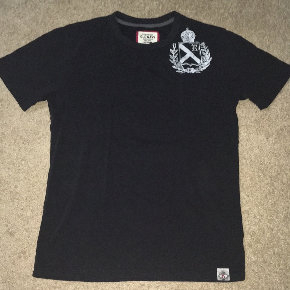 Old Navy monogram tee, Junior Mens fitted Medium faded black short sleeve shirt